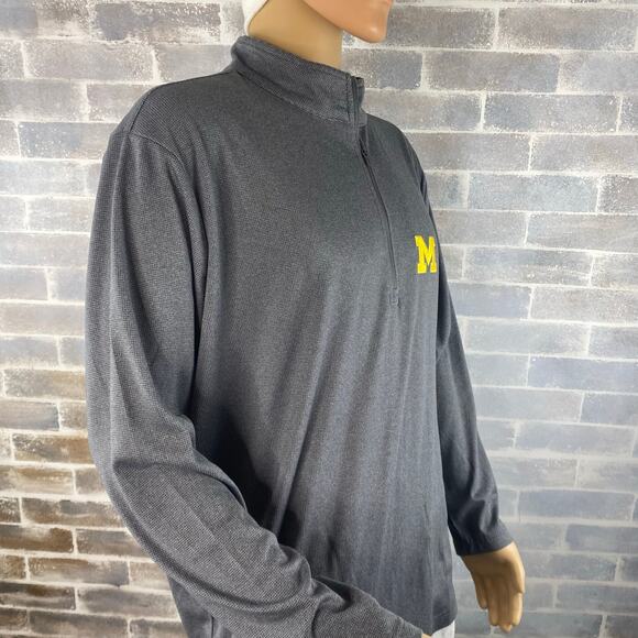 Mens U of M Pull Over, 1/4 Zip, Gray with Gold "M" Patch Size 2XL Antigua Brand - Picture 5 of 11